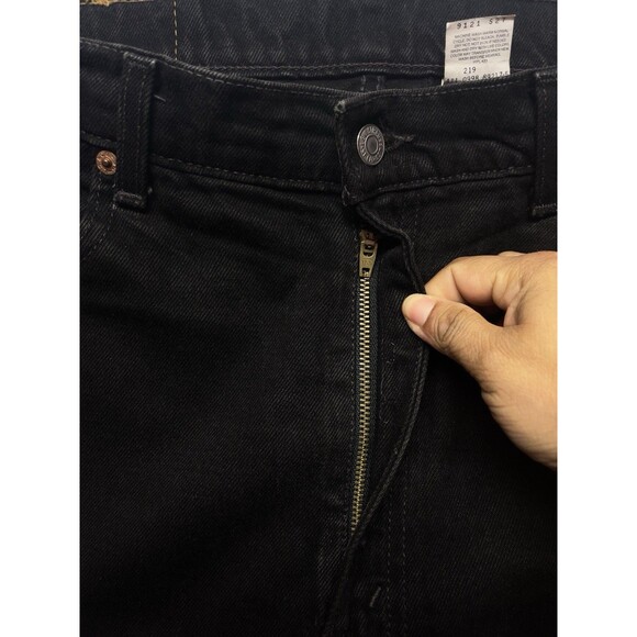 Vintage Levi’s 505 Regular Fit Straight Leg Men's Red Tab Jeans Size 36x32 - Picture 6 of 10